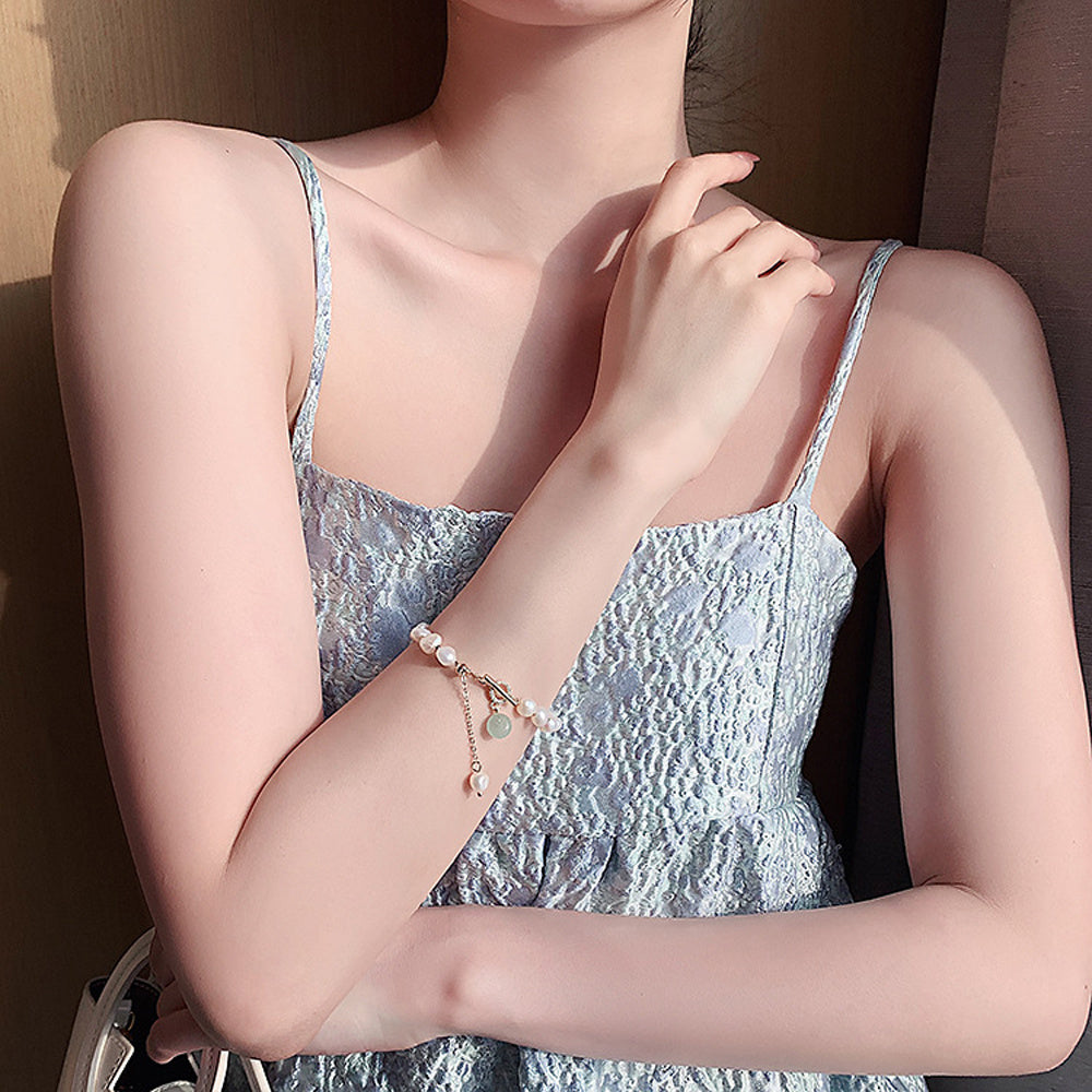 Ocean Whispers – Irregular Freshwater Pearl Adjustable Bracelet