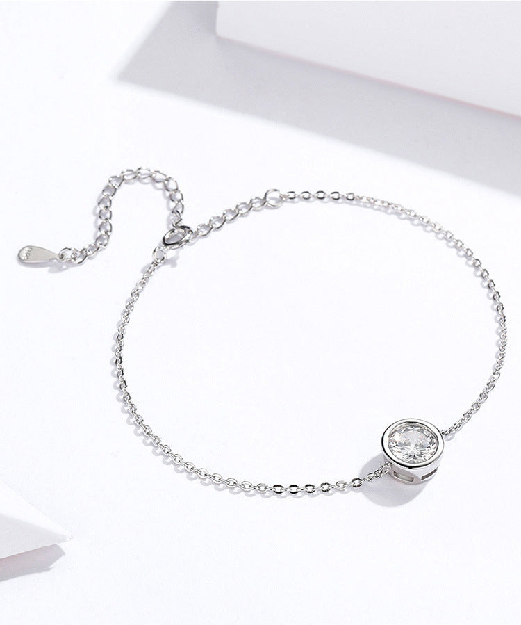 Whispers of Clarity – Dainty Round Zircon Bracelet