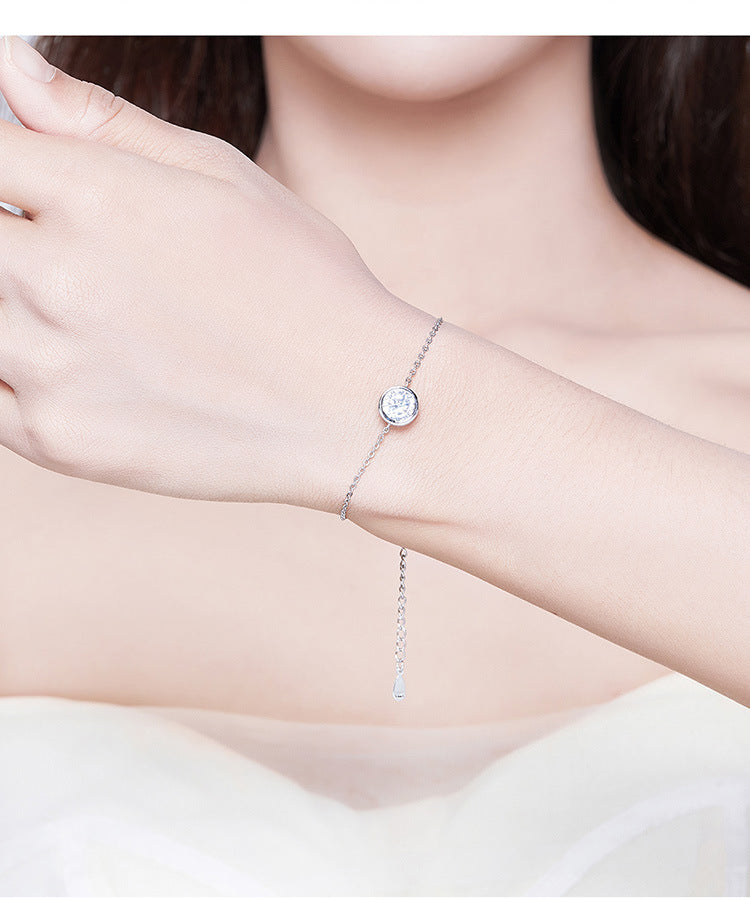 Whispers of Clarity – Dainty Round Zircon Bracelet