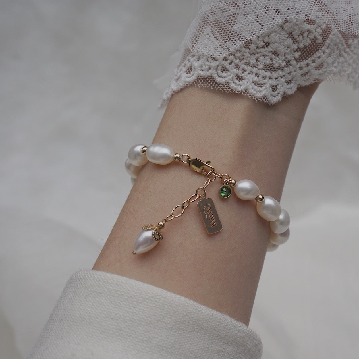 Harmony in Light – Natural Zircon Pearl Bracelet Ins Fashion Luxury Jewelry